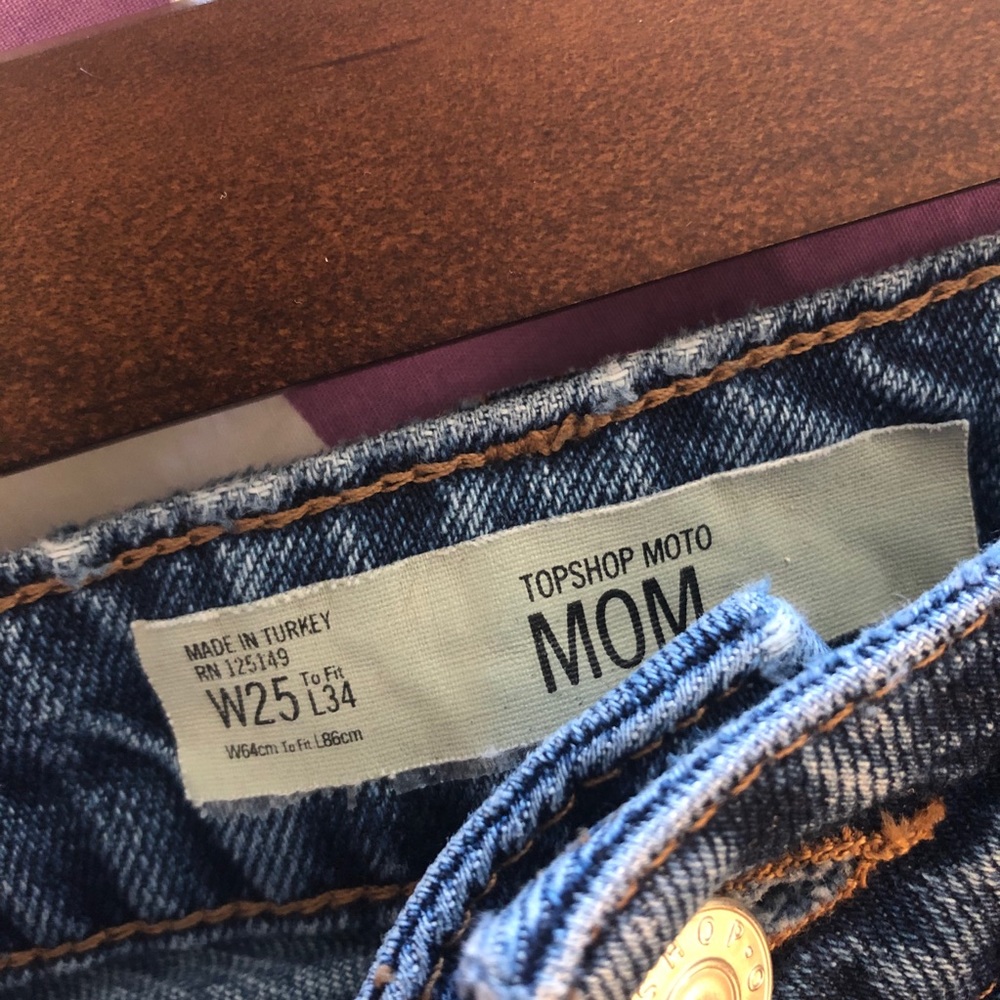 Topshop Ripped Mom Jeans - Picture 5 of 5